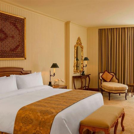 Sheraton Kuwait, A Luxury Collection Hotel, Kuwait City Exterior foto